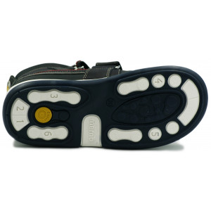 Profilaktyczne kapcie dla chłopca z obcasem thomasa MEMO HERMES