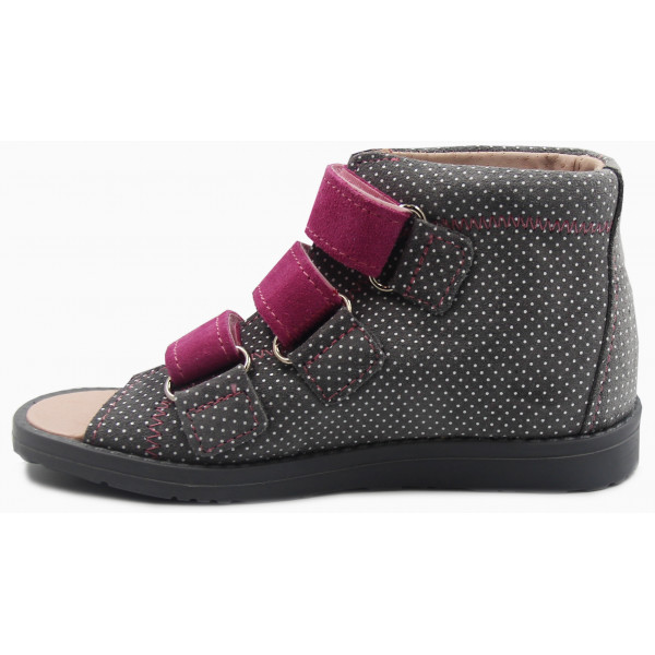Kapcie profilaktyczne w kropeczki dla dziewczynki z nubuku Dawid 1041,1042,1043
