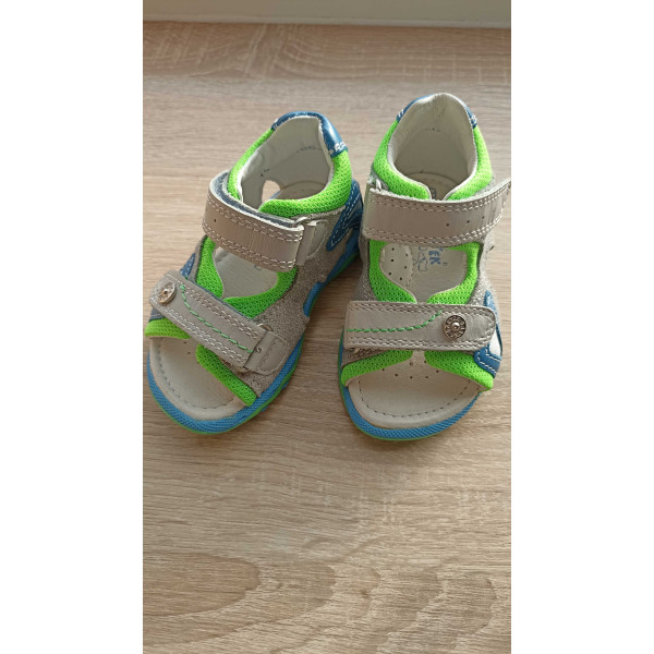 Pierwsze sandałki dla chłopca do nauki chodzenia Bartek W-61455/0VB II Gatunek