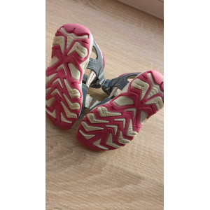 Pierwsze sportowe sandałki dla dziewczynki na lato Bartek t-11824/1ns II Gatunek