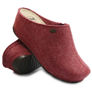 Domowe klapki na koturnie...