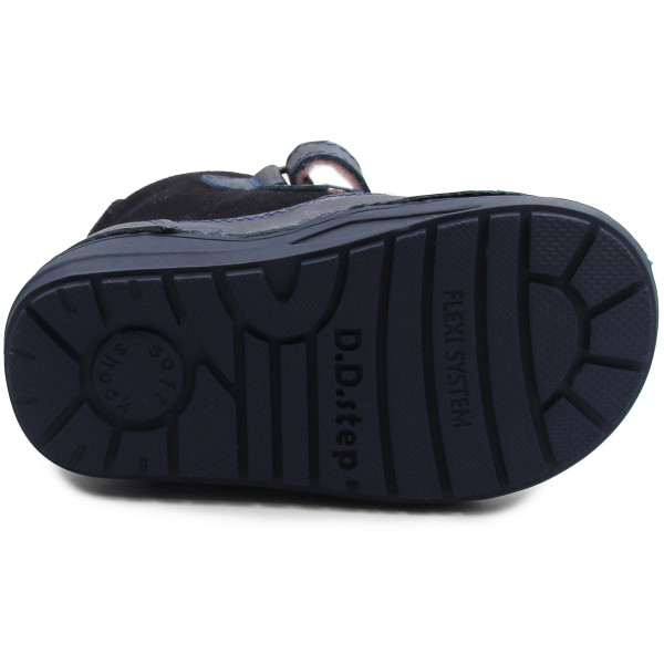 Buty na zimę dla dziewczynki ocieplane DD Step W071-364T