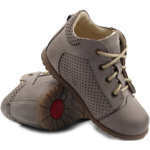 Buciki do nauki chodzenia...