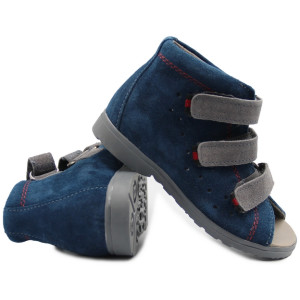 Buty ortopedyczne chłopięce...