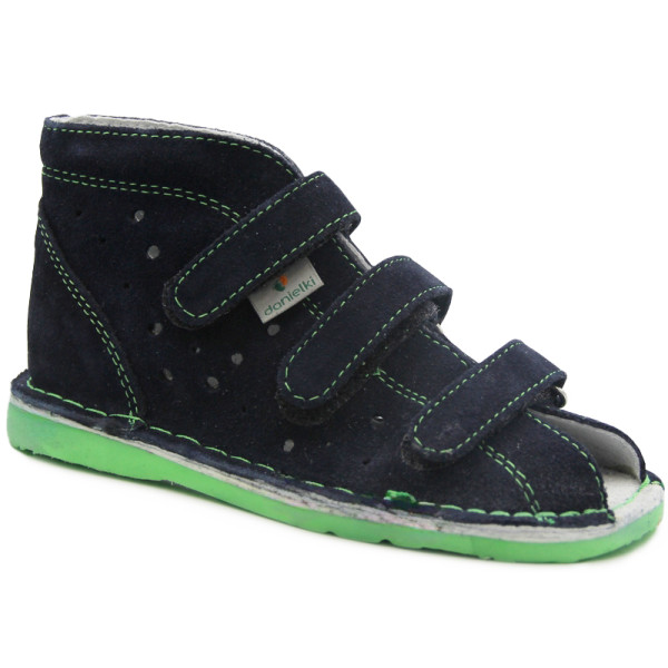 Papcie dla chłopca do przedszkola z obcasem thomasa Danielki TX105