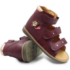 Buty ortopedyczne dla...