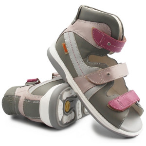 Sandały z wysokim...