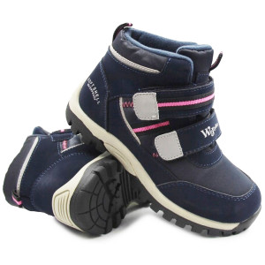 Zimowe buty dla dziewczynki...