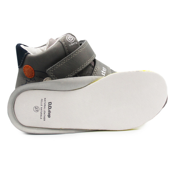 Buty Na Wiosnę Dla Chłopca LED DD STEP A068-42418BM