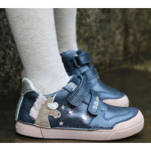 Buty Na Wiosnę Dla Dziewczynki LED DD STEP S068-42893M