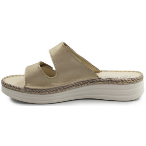 Klapki dla kobiet do pracy skórzane Helios 122 złoty