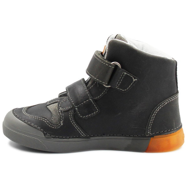 Buty na wiosnę dla chłopca LED świecące DD Step 068-577bm